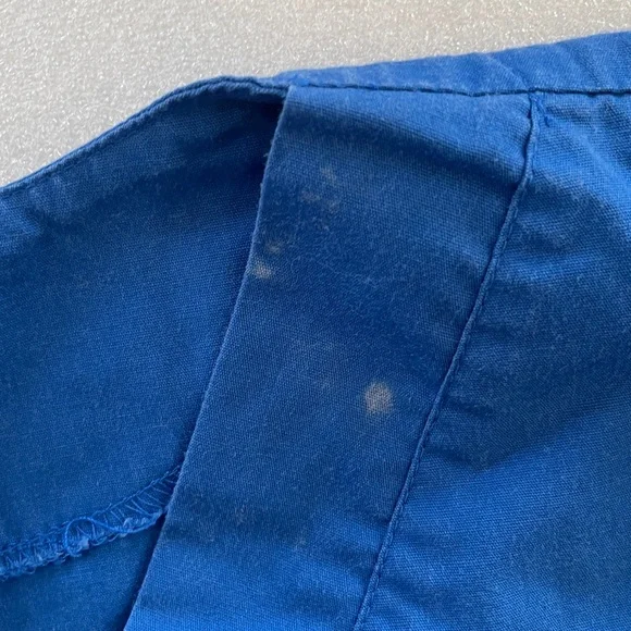 5Assorted Scrub Tops. 3x - Picture 8 of 9